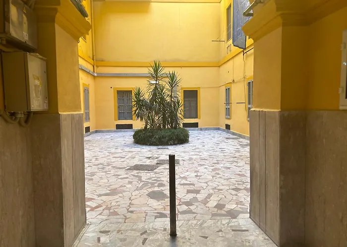 Senorita House